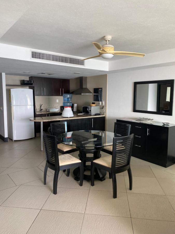 伊斯塔帕Bay View Grand Marina 1605 Sur公寓 外观 照片