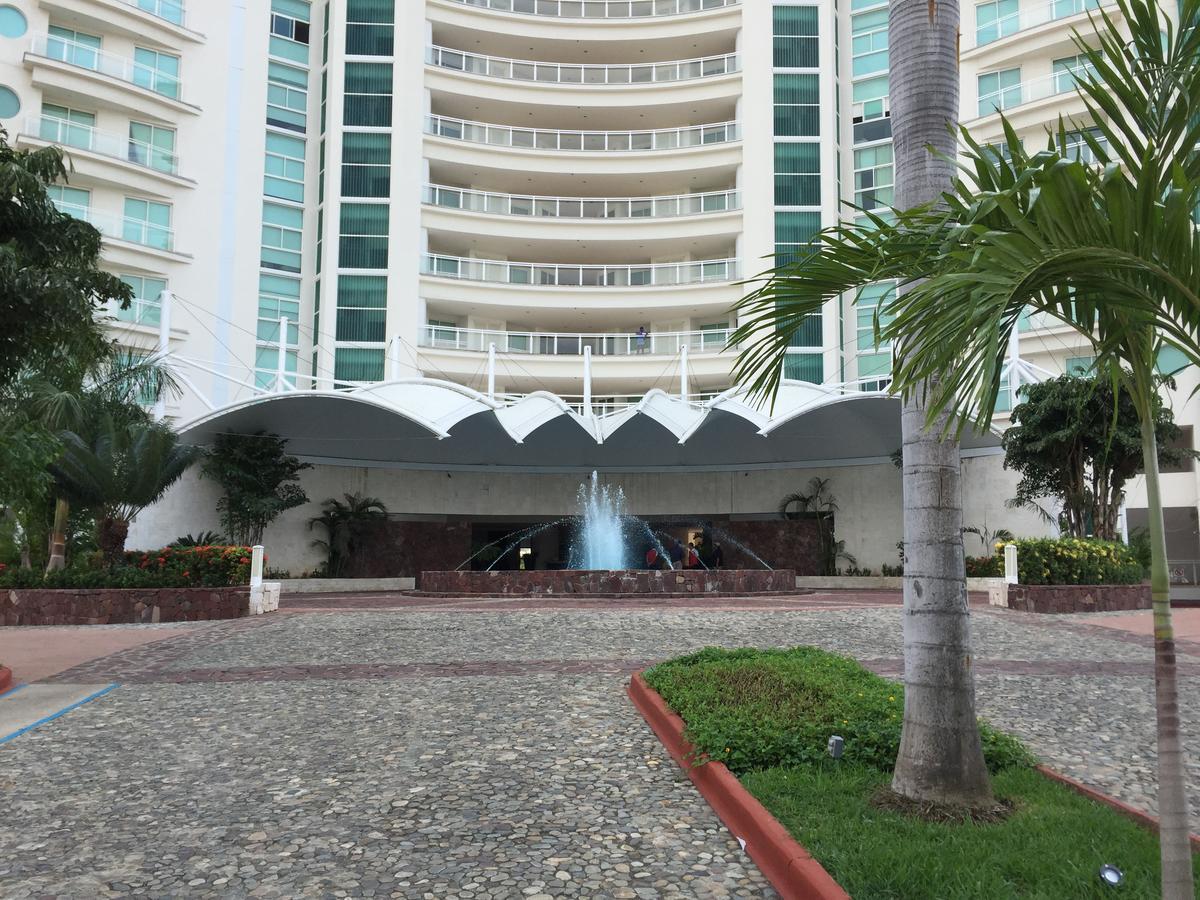 伊斯塔帕Bay View Grand Marina 1605 Sur公寓 外观 照片